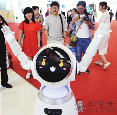 专访李德毅:人工智能 从“招手”到“握手”_中国机器人(rén)网